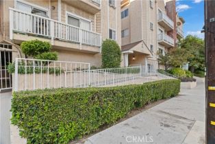 Condominium, 5135 Zelzah ave, Encino, CA 91316 - 35