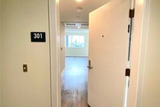 Apartment, 14934 Burbank blvd, Sherman Oaks, CA 91411 - 3