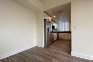 Apartment, 14934 Burbank blvd, Sherman Oaks, CA 91411 - 7