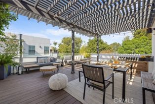 Single Family Residence, 14655 Moorpark st, Sherman Oaks, CA 91403 - 2