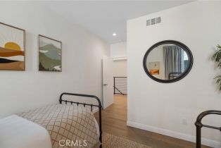 Single Family Residence, 14655 Moorpark st, Sherman Oaks, CA 91403 - 22