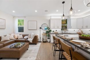 Single Family Residence, 14655 Moorpark st, Sherman Oaks, CA 91403 - 5