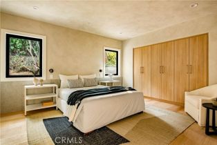 Single Family Residence, 10842 Alta View dr, Studio City, CA 91604 - 29