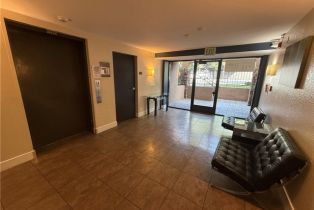 Condominium, 21400 Burbank blvd, Woodland Hills, CA 91367 - 2