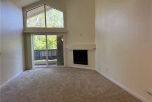 Condominium, 21400 Burbank blvd, Woodland Hills, CA 91367 - 5