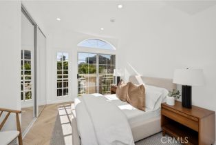 Townhouse, 4630 Woodley ave, Encino, CA 91436 - 18