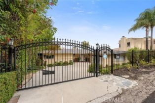 Single Family Residence, 13337 Galewood st, Sherman Oaks, CA 91423 - 40