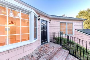 Single Family Residence, 13336 Cheltenham dr, Sherman Oaks, CA 91423 - 4