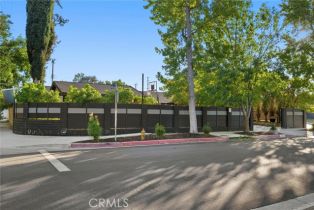 Single Family Residence, 22400 Bessemer st, Woodland Hills, CA 91367 - 3