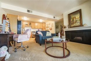 Condominium, 14850 Hesby st, Sherman Oaks, CA 91403 - 2