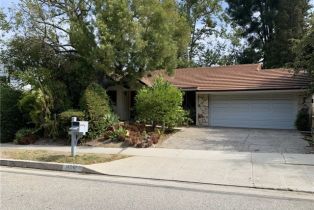 Single Family Residence, 16541 Bosque DR, Encino, CA  Encino, CA 91436