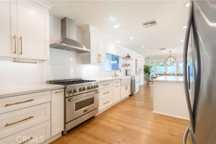 Single Family Residence, 22548 Friar st, Woodland Hills, CA 91367 - 19