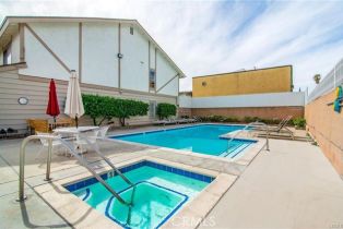 Townhouse, 18319 Collins st, Tarzana, CA 91356 - 17