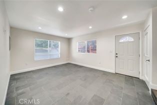 Single Family Residence, 5026 Varna ave, Sherman Oaks, CA 91423 - 24