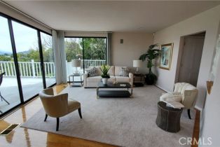 Single Family Residence, 13503 Cheltenham dr, Sherman Oaks, CA 91423 - 29