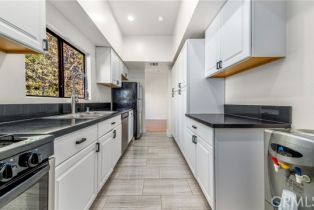 Condominium, 14247 Riverside dr, Sherman Oaks, CA 91423 - 13