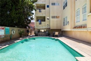 Condominium, 12060 Hoffman st, Studio City, CA 91604 - 14