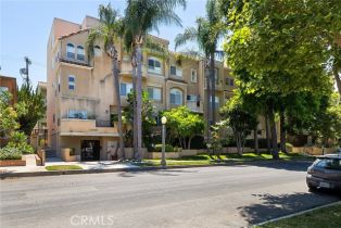 Condominium, 12060 Hoffman st, Studio City, CA 91604 - 15