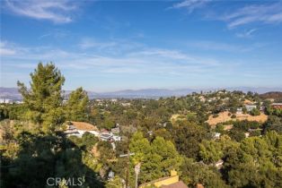 Single Family Residence, 21443 Iglesia dr, Woodland Hills, CA 91364 - 12