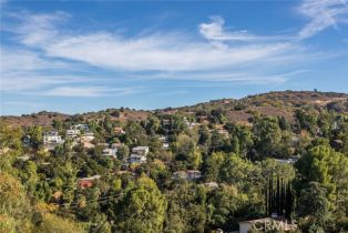 Single Family Residence, 21443 Iglesia dr, Woodland Hills, CA 91364 - 39