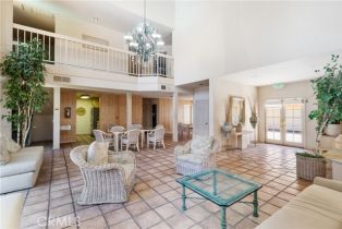 Condominium, 5200 White Oak ave, Encino, CA 91316 - 17