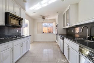 Condominium, 5200 White Oak ave, Encino, CA 91316 - 3