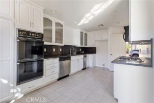 Condominium, 5200 White Oak ave, Encino, CA 91316 - 4