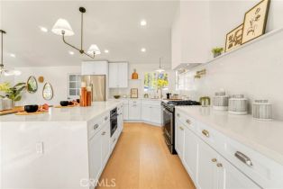 Single Family Residence, 4741 Abbeyville ave, Woodland Hills, CA 91364 - 11