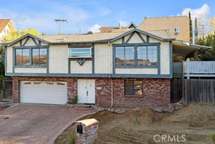 Single Family Residence, 11491 Aucas DR, Chatsworth, CA  Chatsworth, CA 91311