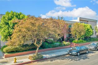 Condominium, 5349 Newcastle ave, Encino, CA 91316 - 16