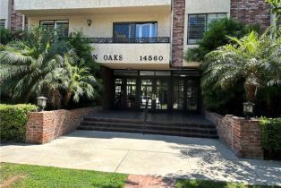 Condominium, 14560 Benefit st, Sherman Oaks, CA 91403 - 2