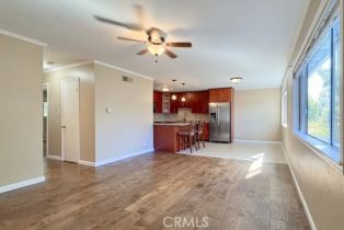 Condominium, 18547 Collins st, Tarzana, CA 91356 - 2