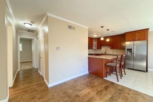 Condominium, 18547 Collins st, Tarzana, CA 91356 - 3