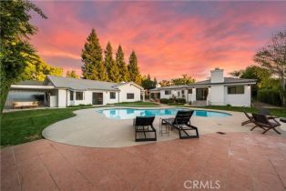 Single Family Residence, 22901 Burbank blvd, Woodland Hills, CA 91367 - 11