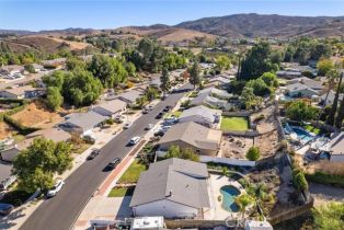 Single Family Residence, 829 Greenbriar ave, Simi Valley, CA 93065 - 45