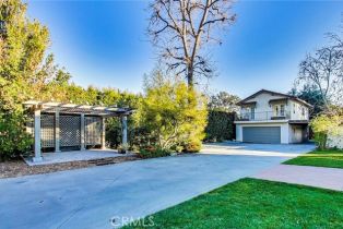 Single Family Residence, 14170 Chandler blvd, Sherman Oaks, CA 91401 - 4