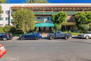 Condominium, 5460 White Oak ave, Encino, CA 91316 - 2