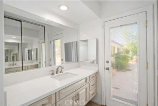 Single Family Residence, 22477 Liberty Bell rd, Calabasas, CA 91302 - 25