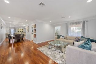 Single Family Residence, 5345 Fallbrook ave, Woodland Hills, CA 91367 - 9