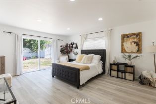 Single Family Residence, 23414 Clarendon st, Woodland Hills, CA 91367 - 29