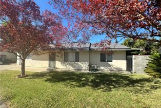 Single Family Residence, 17518 Kingsbury st, Granada Hills, CA 91344 - 2