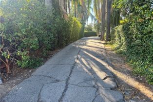 Single Family Residence, 17518 Kingsbury st, Granada Hills, CA 91344 - 3