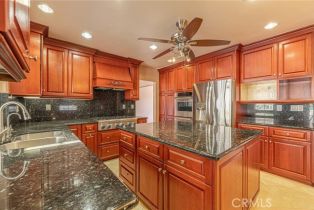 Single Family Residence, 17527 Orna dr, Granada Hills, CA 91344 - 13