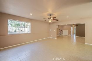 Single Family Residence, 17527 Orna dr, Granada Hills, CA 91344 - 17