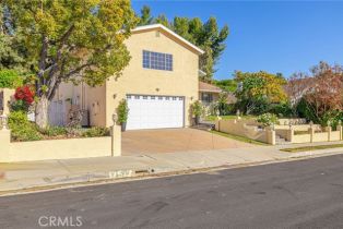 Single Family Residence, 17527 Orna dr, Granada Hills, CA 91344 - 3