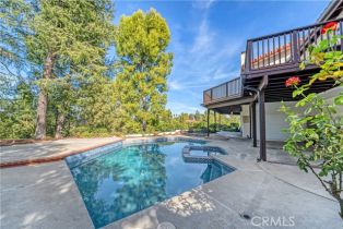 Single Family Residence, 19961 Greenbriar dr, Tarzana, CA 91356 - 2