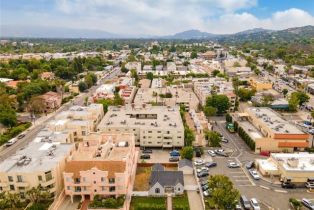 Single Family Residence, 4326 Colbath ave, Sherman Oaks, CA 91423 - 17