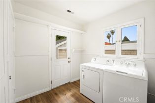 Single Family Residence, 4326 Colbath ave, Sherman Oaks, CA 91423 - 44