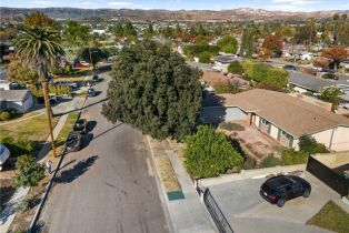 Single Family Residence, 1166 Balsamo ave, Simi Valley, CA 93065 - 13