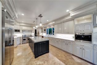 Single Family Residence, 24026 Chestnut way, Calabasas, CA 91302 - 12